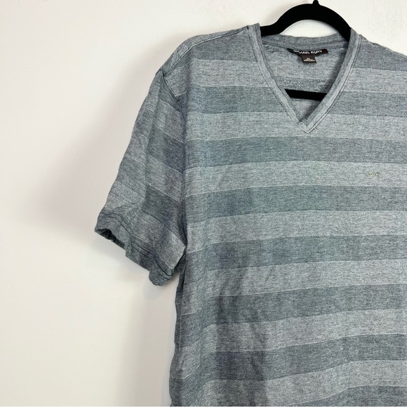 Michael Michael Kors grey stripe v neck mens size XL t shirt - Picture 4 of 9